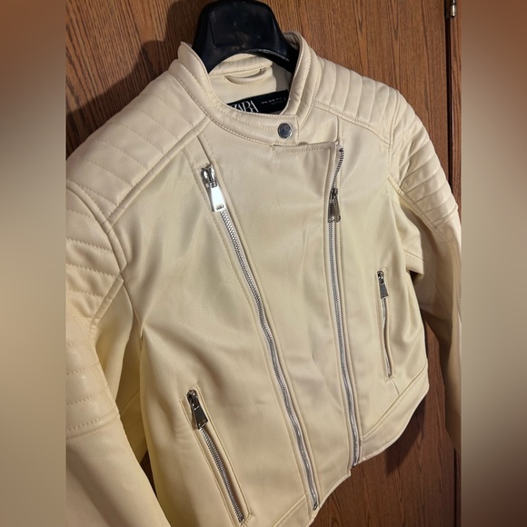ZARA Motorcycle Moto Vegan Leather Biker Jacket - Picture 3 of 6